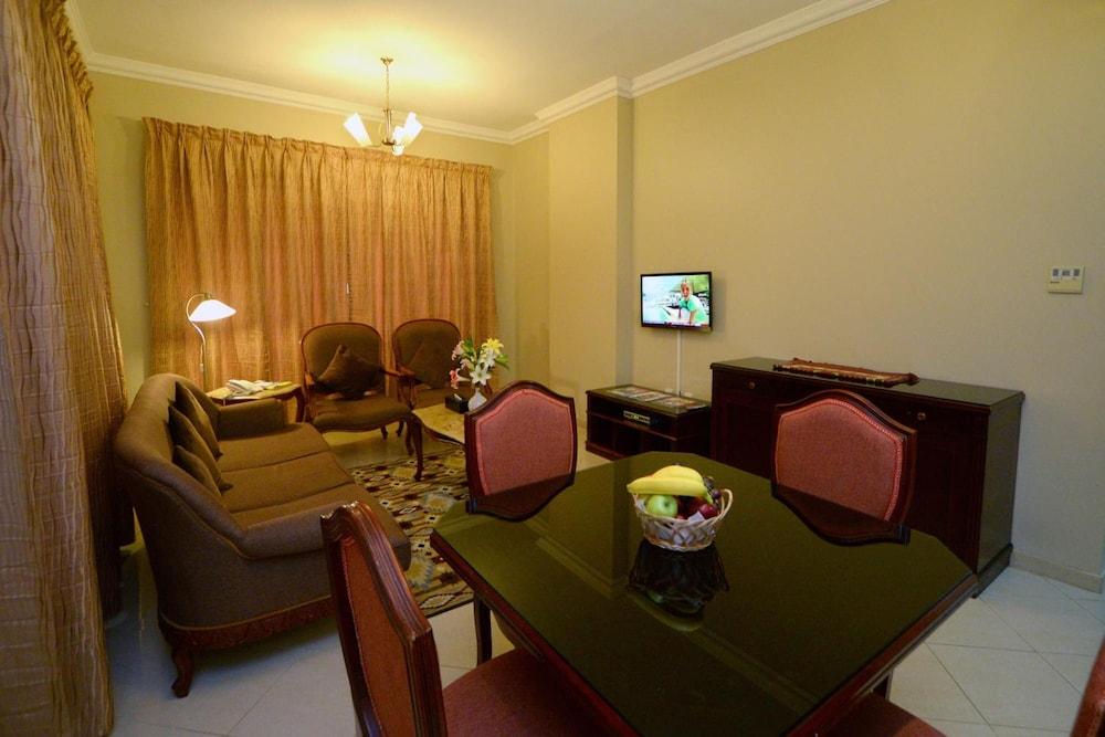 Emirates Stars Hotel Apartments Şarja Dış mekan fotoğraf