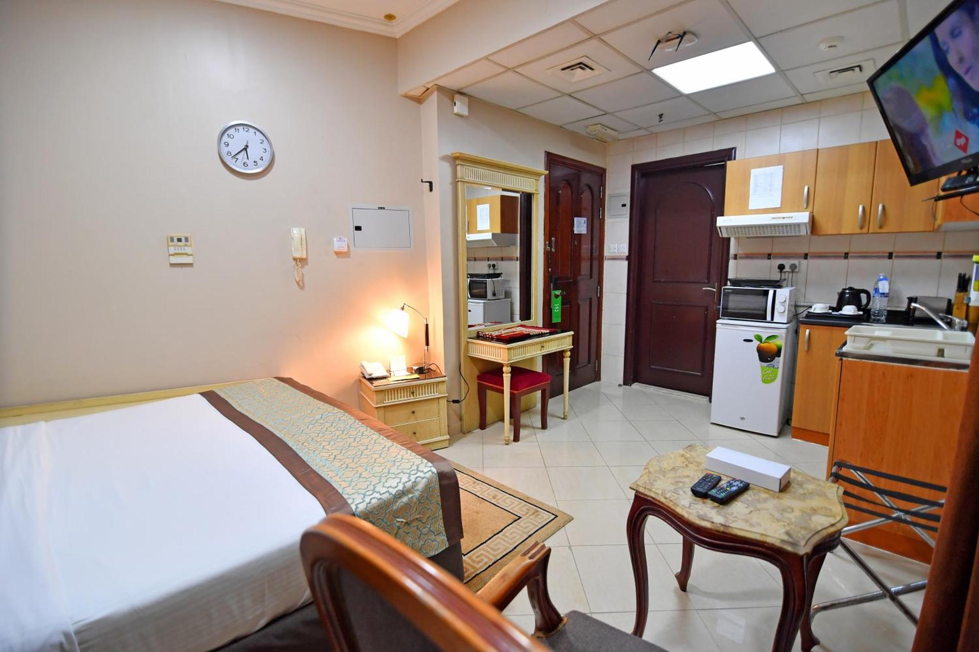 Emirates Stars Hotel Apartments Şarja Dış mekan fotoğraf